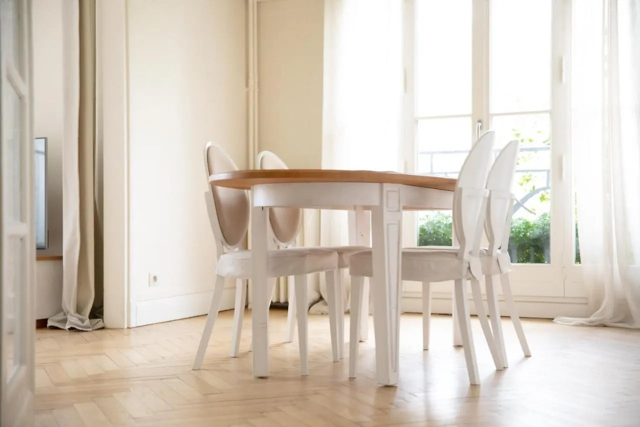 Romantic Nest Παρίσι Γαλλία